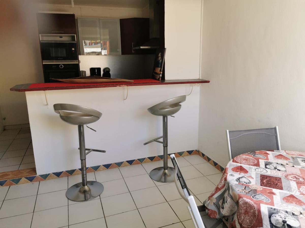 La Creole T3 Lumineux A 1Mn De La Plage Le Gosier  Exterior foto