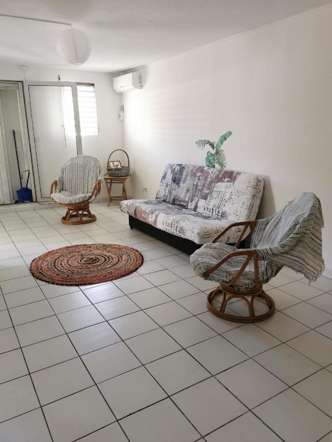 La Creole T3 Lumineux A 1Mn De La Plage Le Gosier  Exterior foto